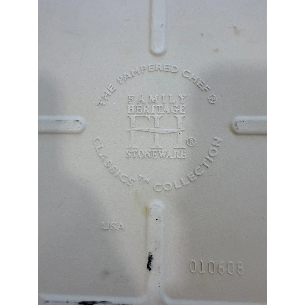 Pampered Chef Fmly Hertg Stoneware Lg Bar Pan 14.75